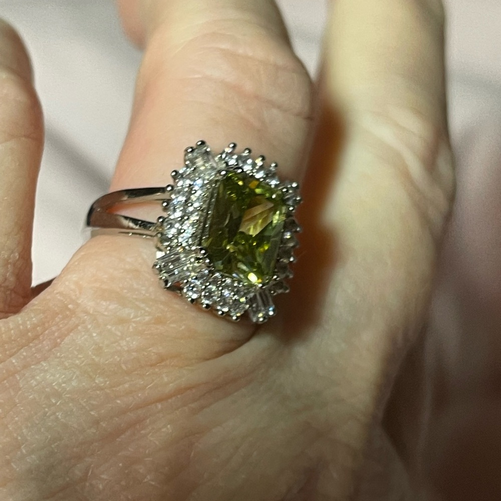 Great Silver Split Shank Statement Ring! Substant… - image 4